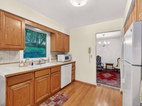 1096 Sunset Street, Yorktown Heights NY 10598