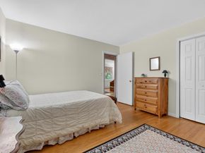 1096 Sunset Street, Yorktown Heights NY 10598