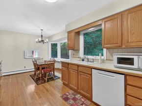 1096 Sunset Street, Yorktown Heights NY 10598
