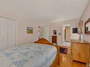 1096 Sunset Street, Yorktown Heights NY 10598
