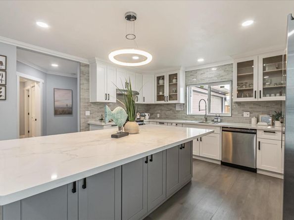 833 E Hedding Street, San Jose CA 95112