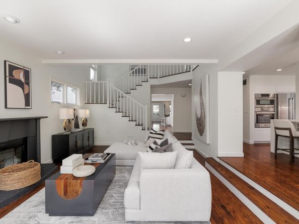 2051 Gordon Avenue, Menlo Park CA 94025