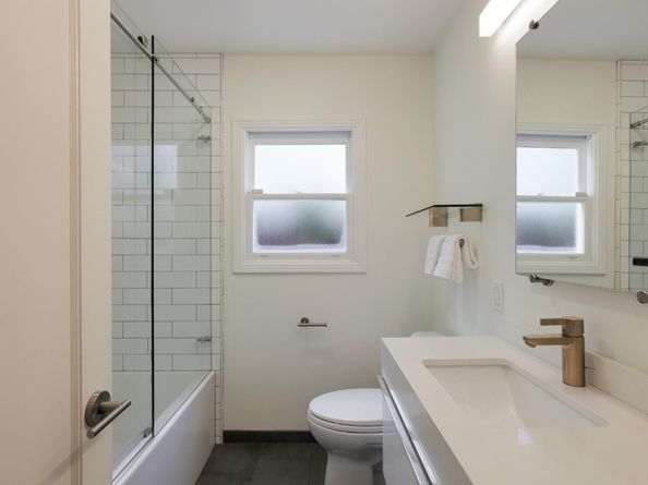 2051 Gordon Avenue, Menlo Park CA 94025