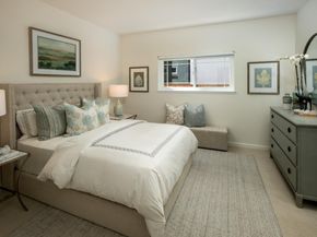 560 9th Avenue, Menlo Park CA 94025