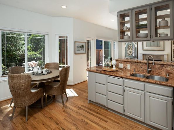 560 9th Avenue, Menlo Park CA 94025