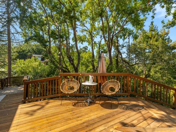 100 Vaquero Way, Redwood City CA 94062