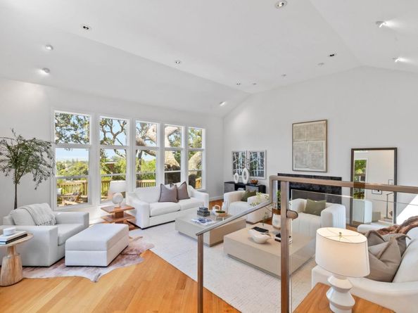 100 Vaquero Way, Redwood City CA 94062