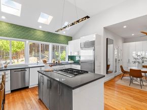 100 Vaquero Way, Redwood City CA 94062