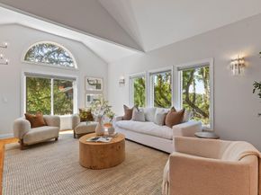 100 Vaquero Way, Redwood City CA 94062