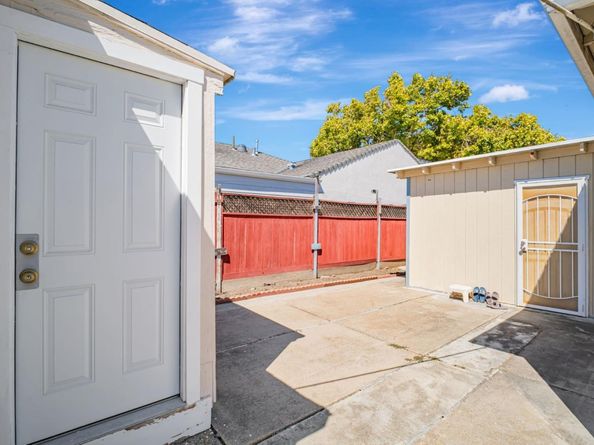 14997 Edgemoor Street, San Leandro CA 94579