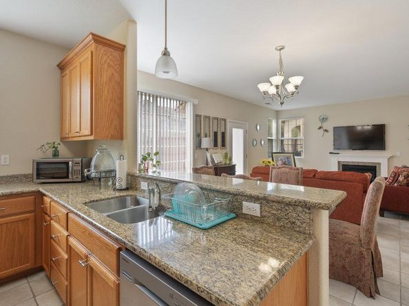 26 Oliveira Loop, Freedom CA 95019