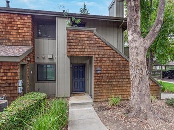 3200 La Terrace Circle