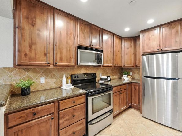 2580 Homestead Road 4101, Santa Clara CA 95051