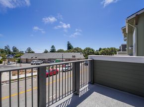 121 Aptos Village Way 1, Aptos CA 95003