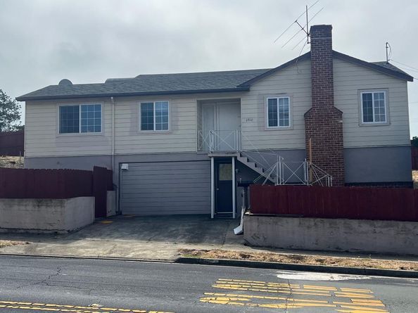 6910 Potrero Avenue, El Cerrito CA 94530