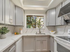 2201 Monroe Street 102, Santa Clara CA 95050