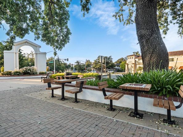 14664 Springer Avenue, Saratoga CA 95070