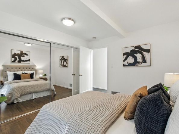 723 Josina Avenue, Palo Alto CA 94306