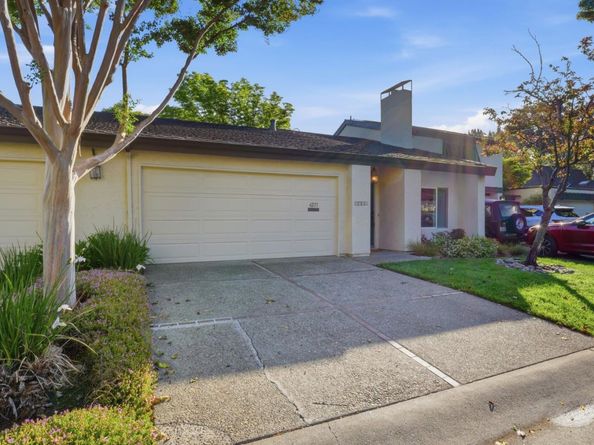 4271 Ponce Drive, Palo Alto CA 94306