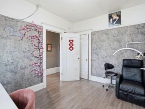 Undisclosed Address #ML82041316, Oakland CA 94605