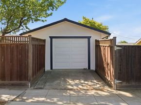 1051 Manhattan Court, Sunnyvale CA 94087