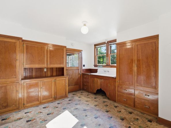 566 Addison Avenue, Palo Alto CA 94301