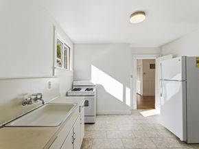 566 Addison Avenue, Palo Alto CA 94301