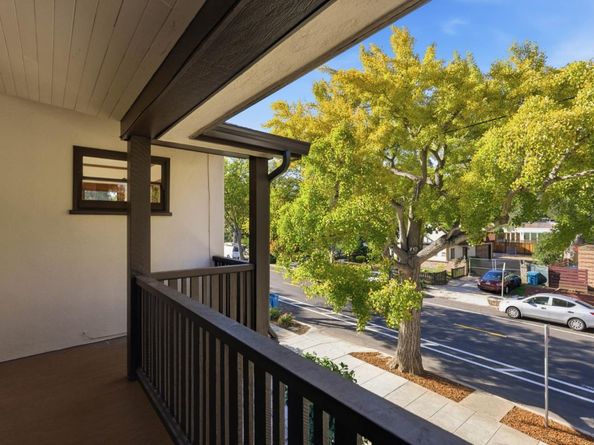 566 Addison Avenue, Palo Alto CA 94301