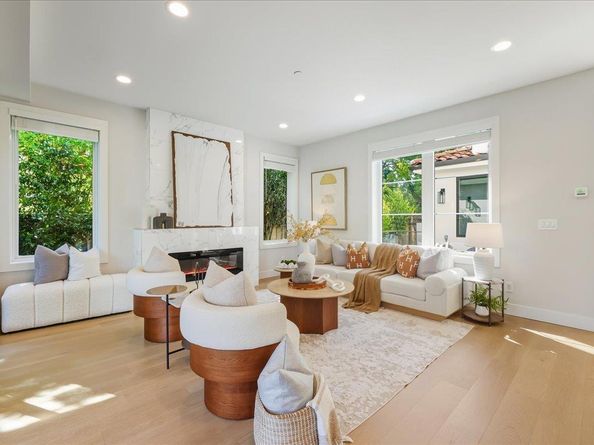 1991 Middlefield Road, Palo Alto CA 94301