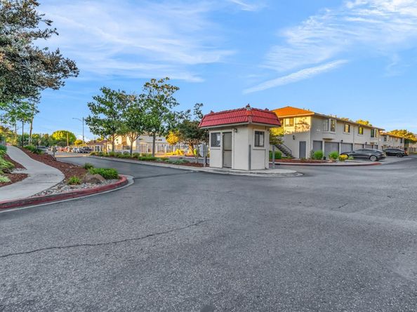 364 Kenbrook Circle, San Jose CA 95111