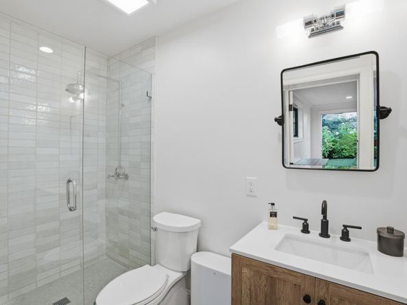 203 Santa Clara Avenue, Redwood City CA 94061