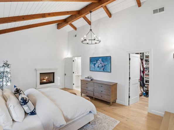 203 Santa Clara Avenue, Redwood City CA 94061