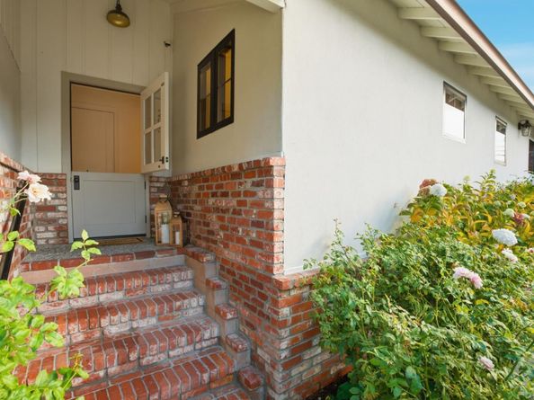 203 Santa Clara Avenue, Redwood City CA 94061