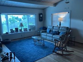 525 Wellington Drive, San Carlos CA 94070