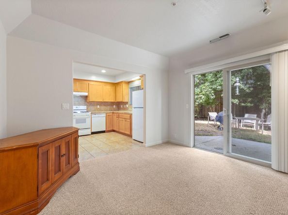 33 Edgewood Way, Santa Cruz CA 95060