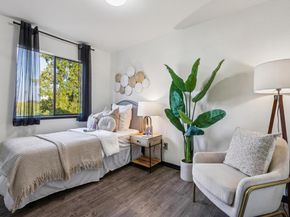 711 S Bayshore Boulevard 23, San Mateo CA 94401