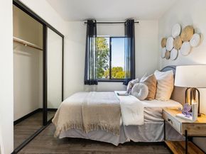 711 S Bayshore Boulevard 23, San Mateo CA 94401