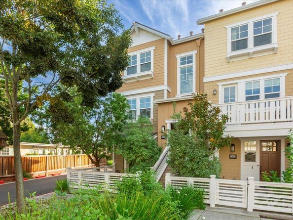 2041 Atlas Loop, Mountain View CA 94043