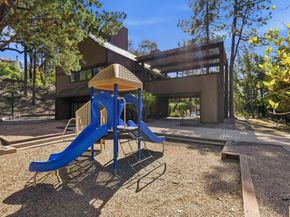 3335 La Mesa Drive 4, San Carlos CA 94070