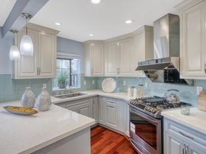 123 Dot Avenue, Campbell CA 95008