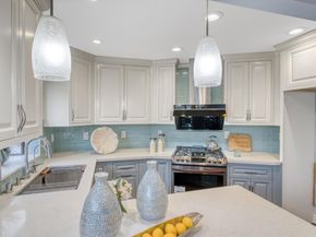 123 Dot Avenue, Campbell CA 95008