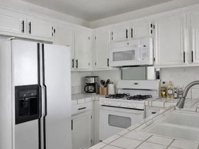 3674 Oakwood Terrace 302, Fremont CA 94536