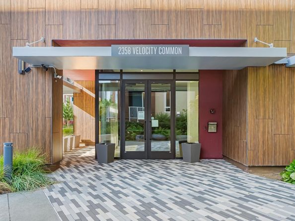 2358 Velocity Common 206, Fremont CA 94539