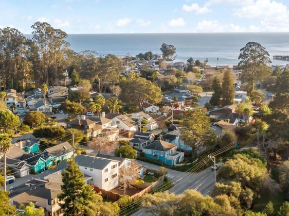 404 Monterey Avenue, Capitola CA 95010