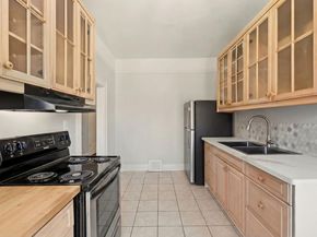 119 E Poplar Avenue, San Mateo CA 94401