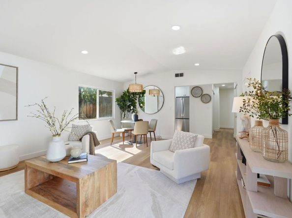 886 Brent Drive, Cupertino CA 95014