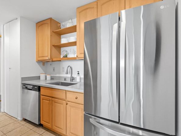 320 Vallejo Drive 22, Millbrae CA 94030