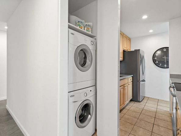320 Vallejo Drive 22, Millbrae CA 94030