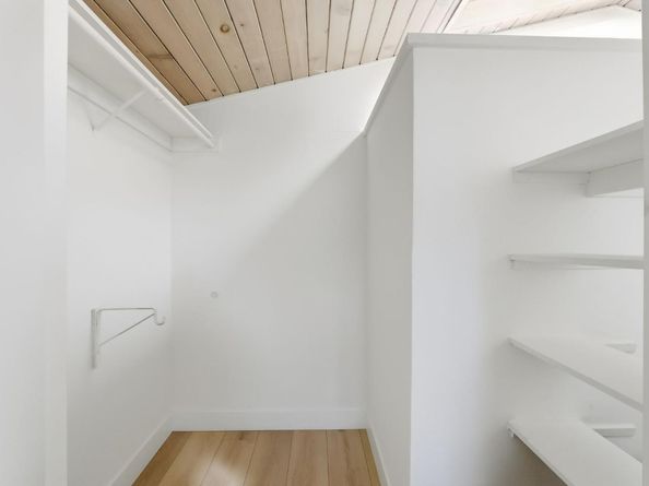 278 Monroe Drive 8, Mountain View CA 94040