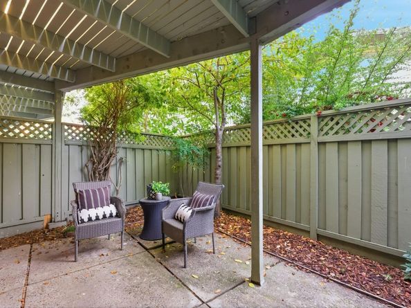 278 Monroe Drive 8, Mountain View CA 94040